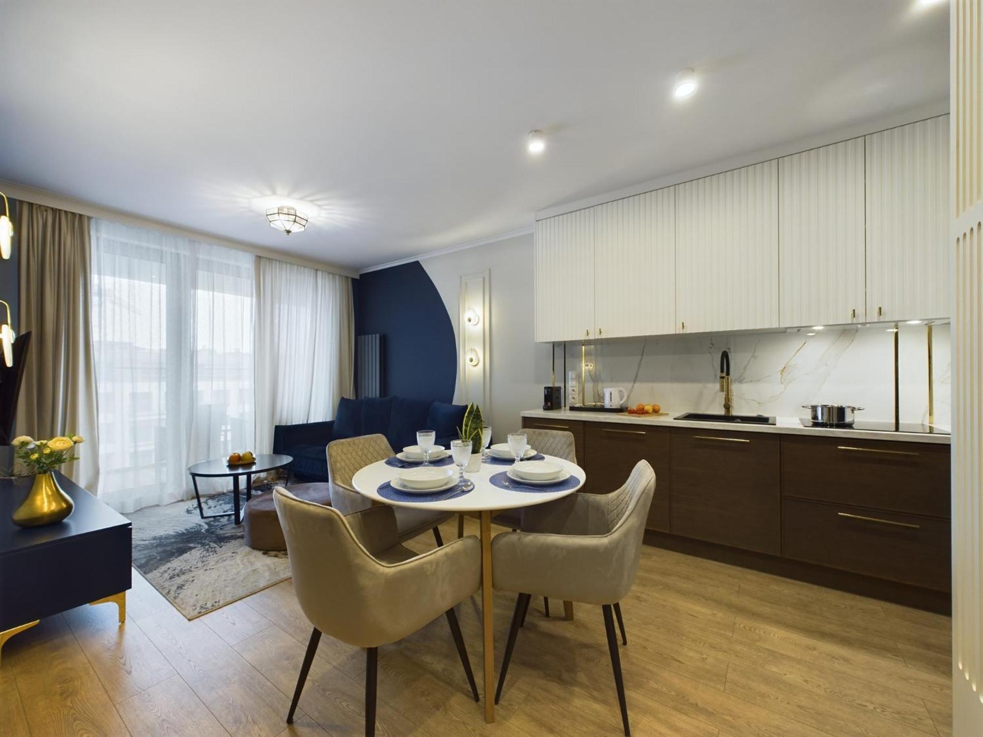 Apartment Stylowy W Centrum Gdyni 900 M Od Plazy By Rent Like